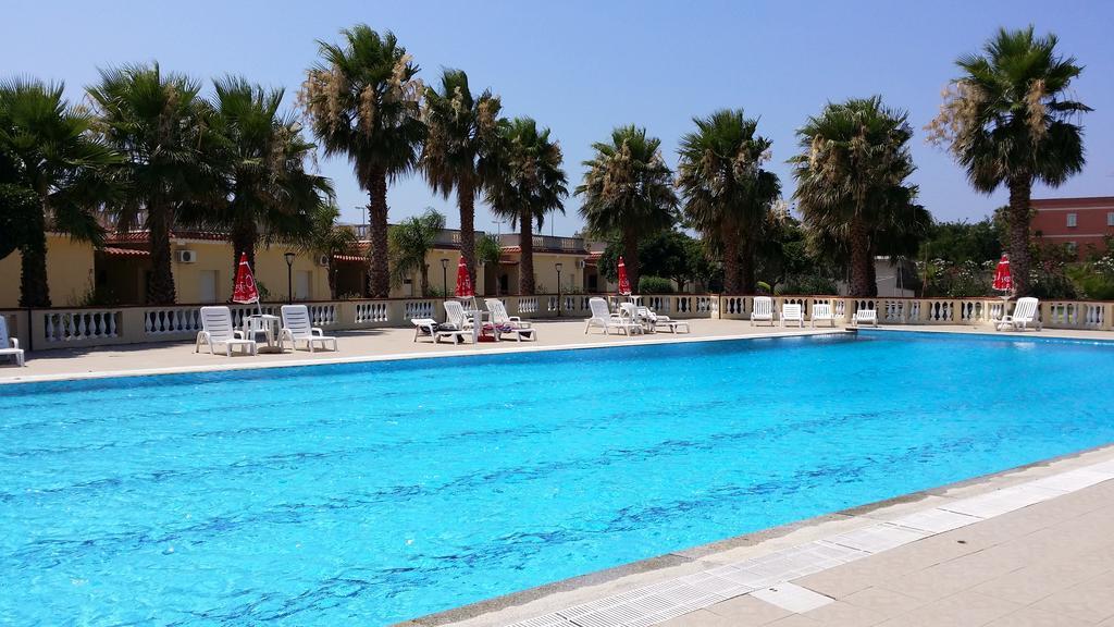 B&B Baia Dello Stretto Gallico Marina エクステリア 写真